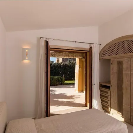 Luxury In Cala Del Faro Villa